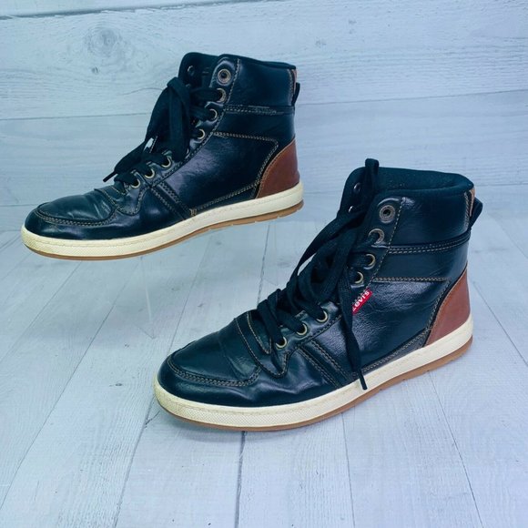 levi stanton brown tan